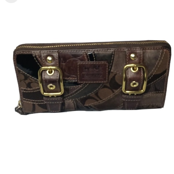 COACH leather wallet/clutch - Picture 13 of 14